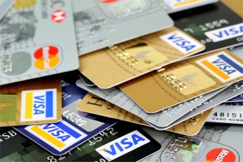 The 11 Best MoneySaving Debit And Credit Cards For Thrifty Travellers